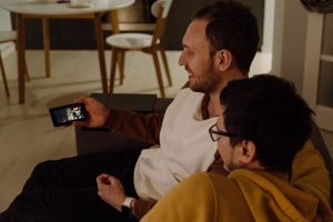 Cómo Ver Televisión en Vivo en El Móvil