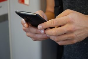 Poly - Es fácil comunicarse en esta aplicación