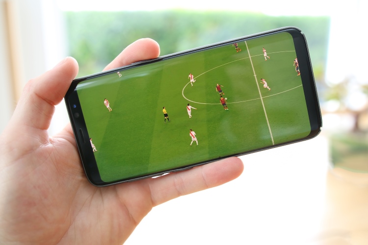 Descubre Cómo Ver Fútbol en Tu Teléfono Móvil De Forma Gratuita